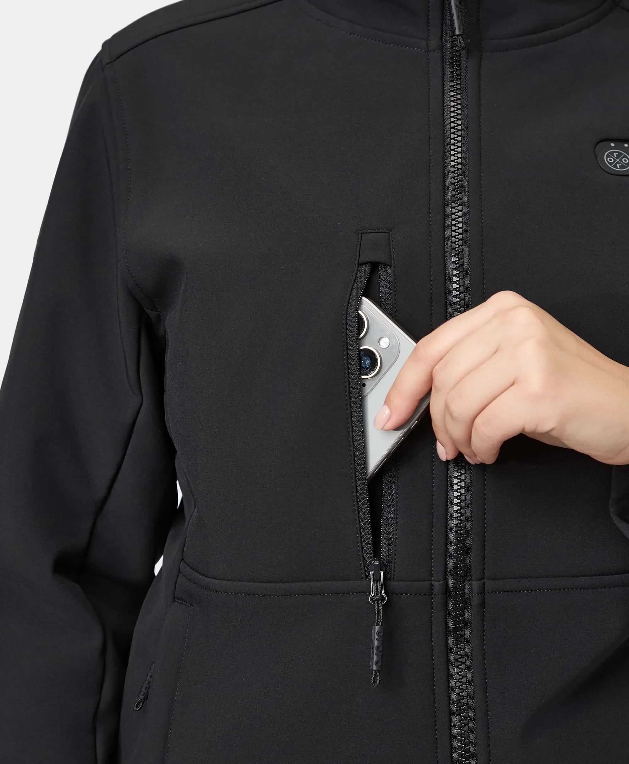 (Open-box) Maverick SureWarm® Women's 6-Zone Dual-Control Heated Softshell Jacket (Battery Set Not Included) - Image 7