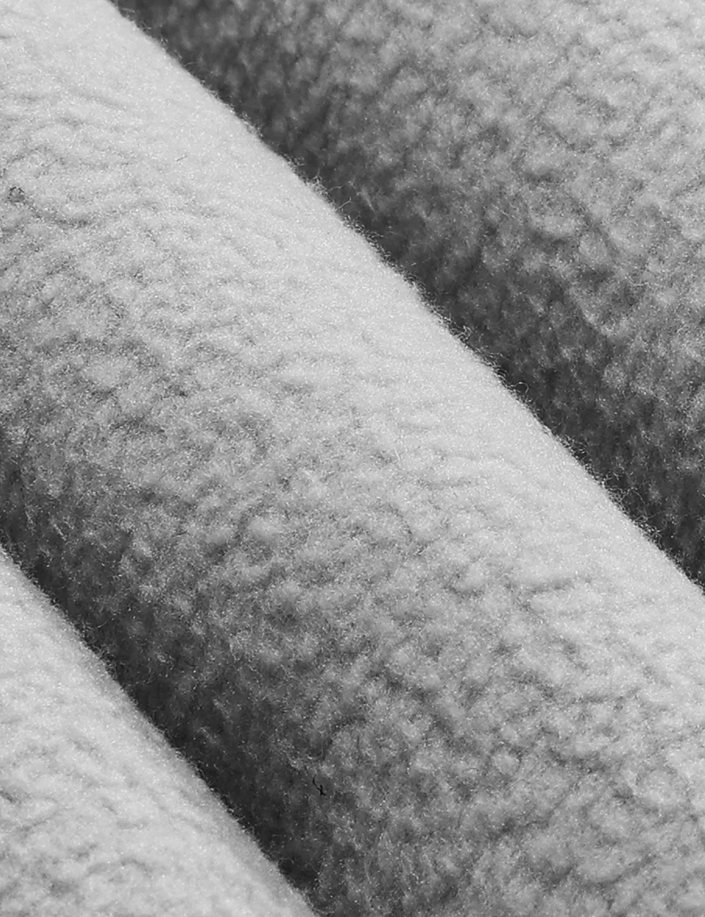 (Open-Box) Unisex Heated Scarf 2.0 - Image 7