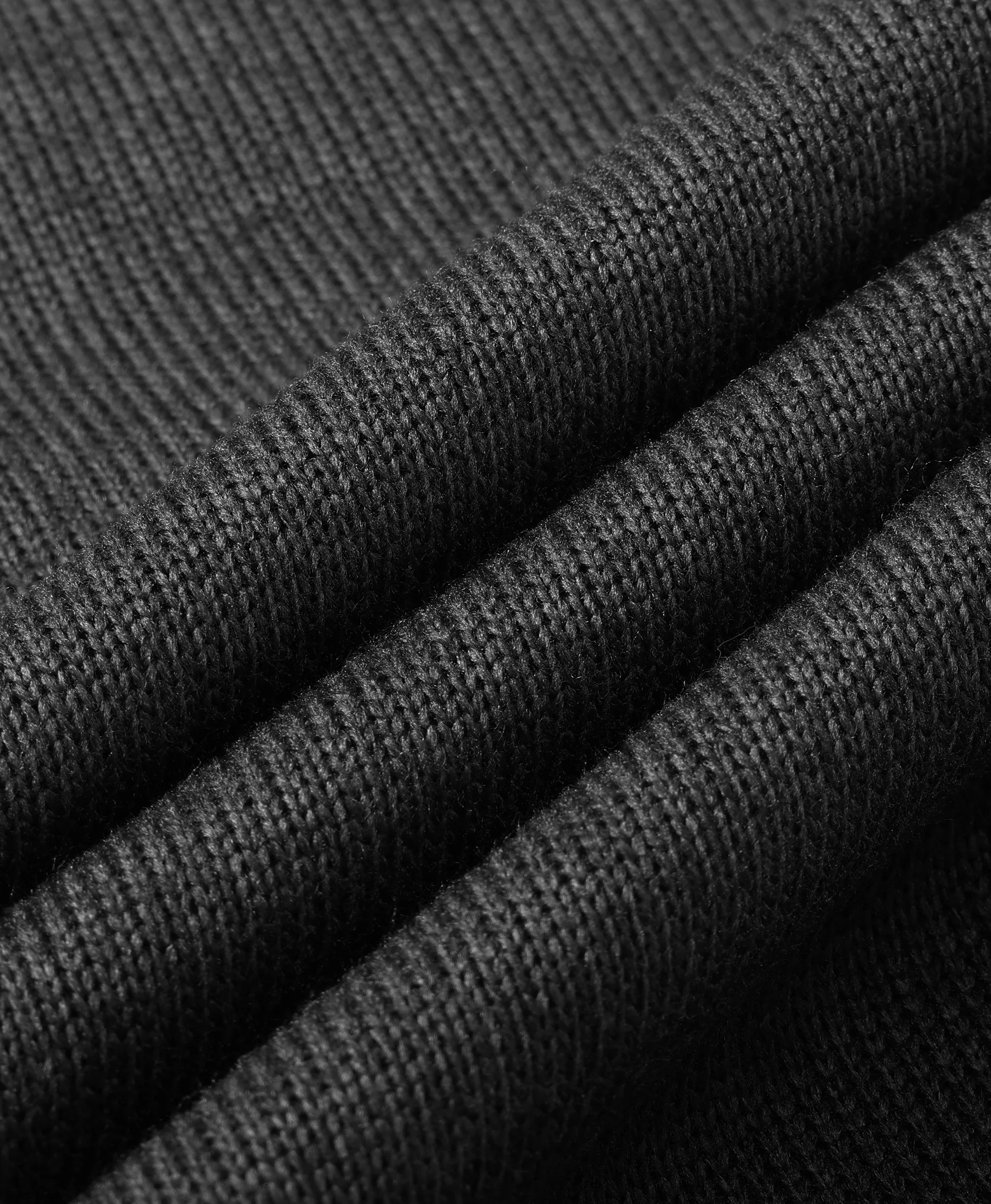 (Open-box) Prestige Women's 4-Zone Heated Fleece V-Neck Liner Vest (Battery Set Not Included) - Image 7
